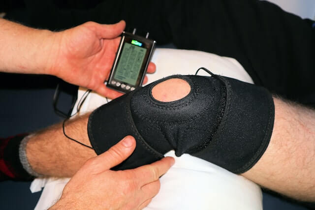 Electrostimulation in Tennis: Importance and Effectiveness 1 Electrostimulation for injuries