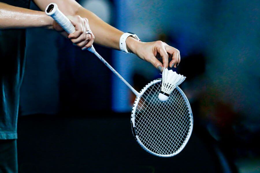 A Beginner's Guide to Badminton: Mastering the Basics 2 Badminton technique